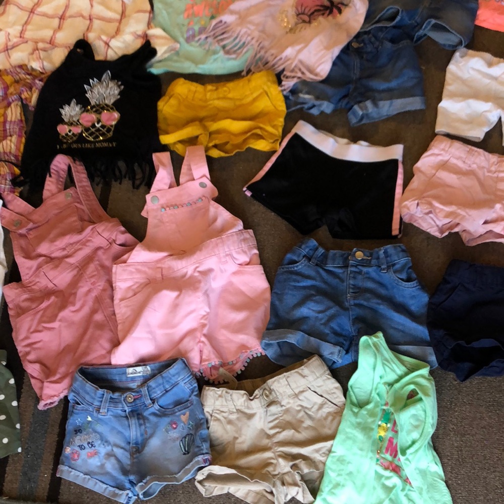 (Sold!!!!!)Lot of toddler girl clothes - Picture 3 of 10
